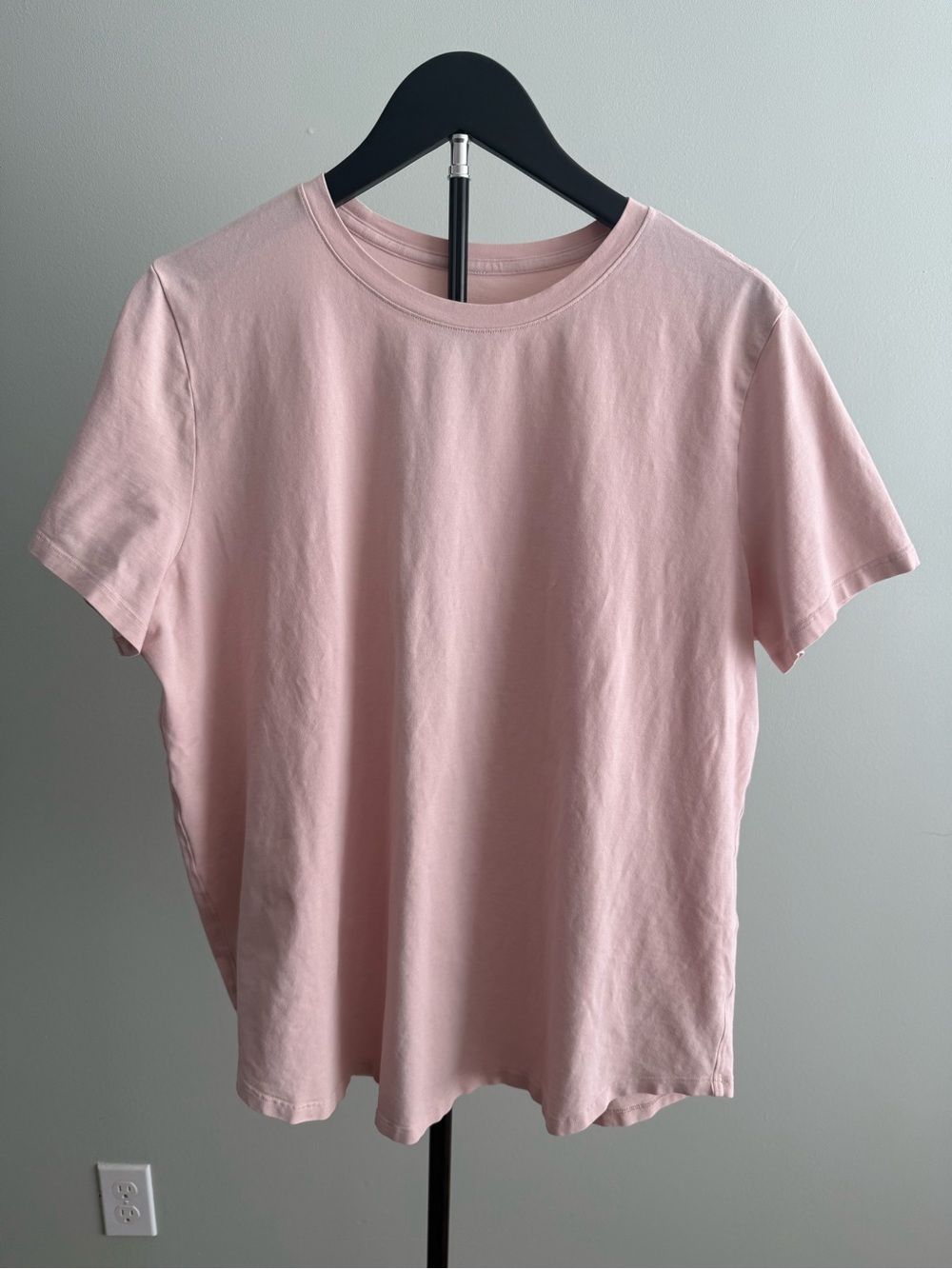 Lululemon Love Crew Short Sleeve Top in Light Pink - Picture 3 of 5